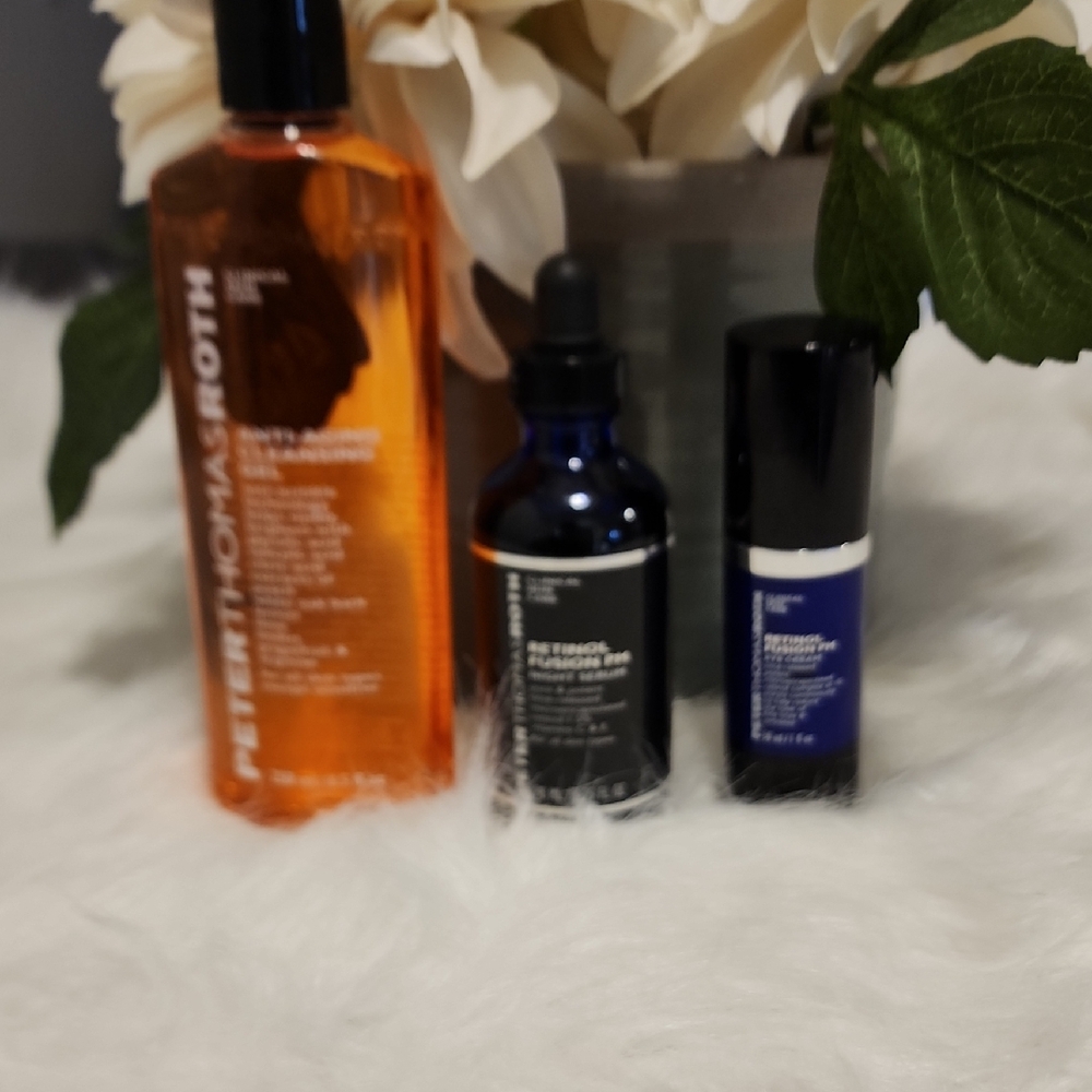 Peter Thomas roth Skincare bundle.like New only used a tiny bit once